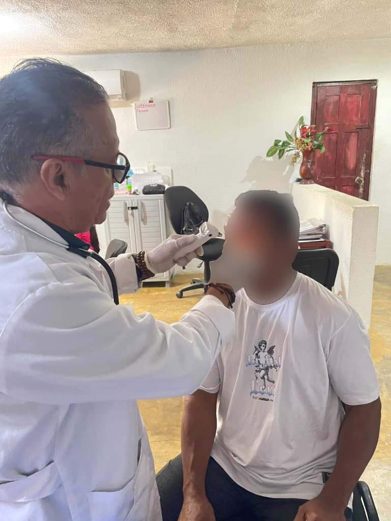 Examen médico y valoración clínica inicial en la Fundación YHWH MEPHALTI